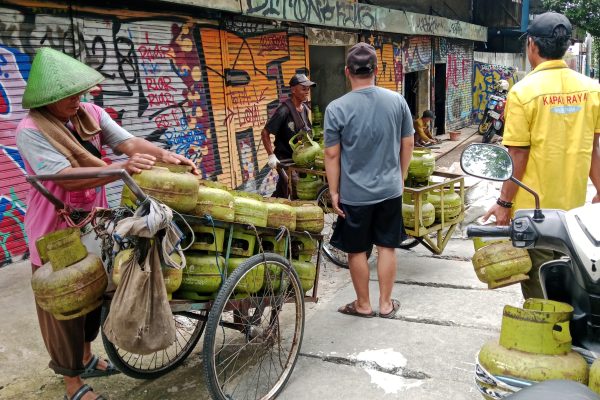 GAS ELPIJI 3 KG DI JAKARTA KIAN MELANGKA